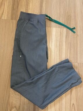 FIGS Axim Cargo Scrub Pants Graphite Size M